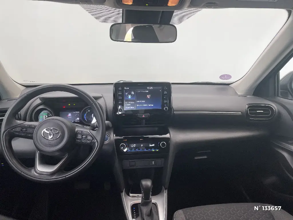 TOYOTA YARIS CROSS I - Miniature 6