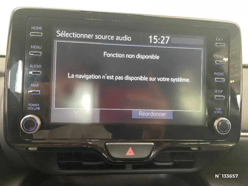 TOYOTA YARIS CROSS I - Miniature 22