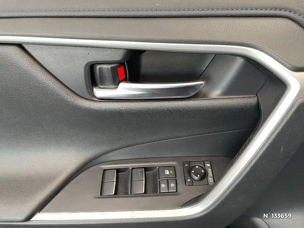 TOYOTA RAV4 V - Miniature 17
