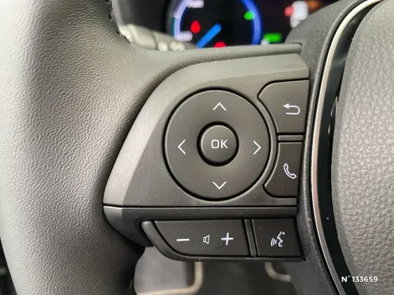 TOYOTA RAV4 V - voiture d'occasion - Photo 37