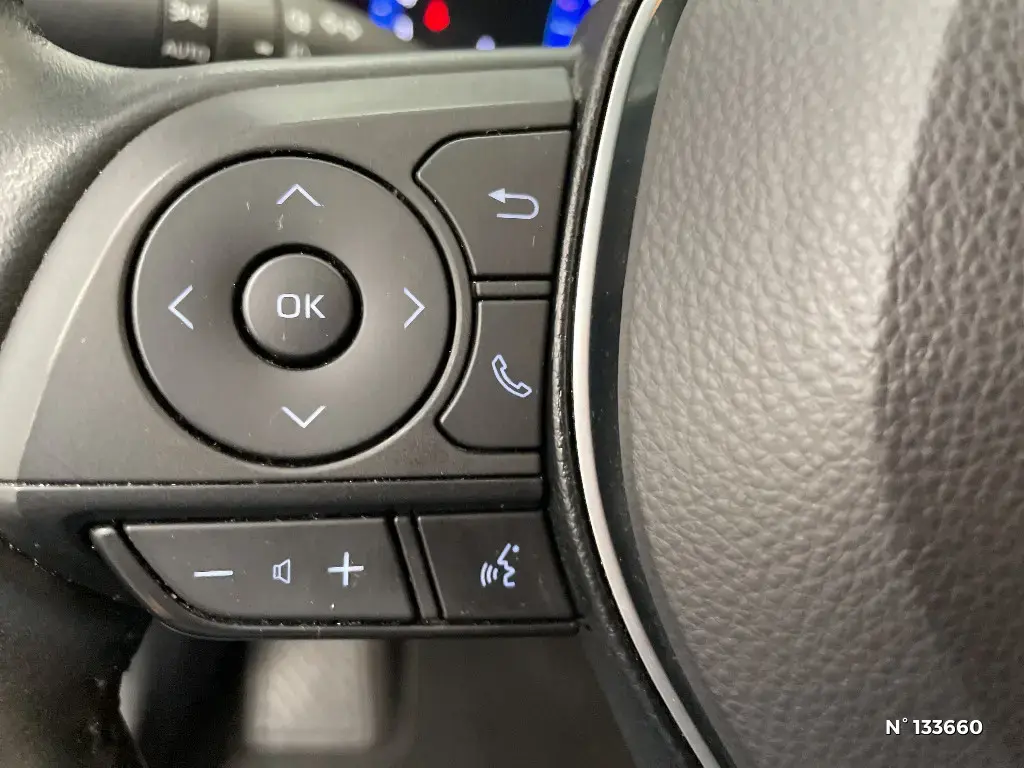TOYOTA COROLLA XII - Miniature 19