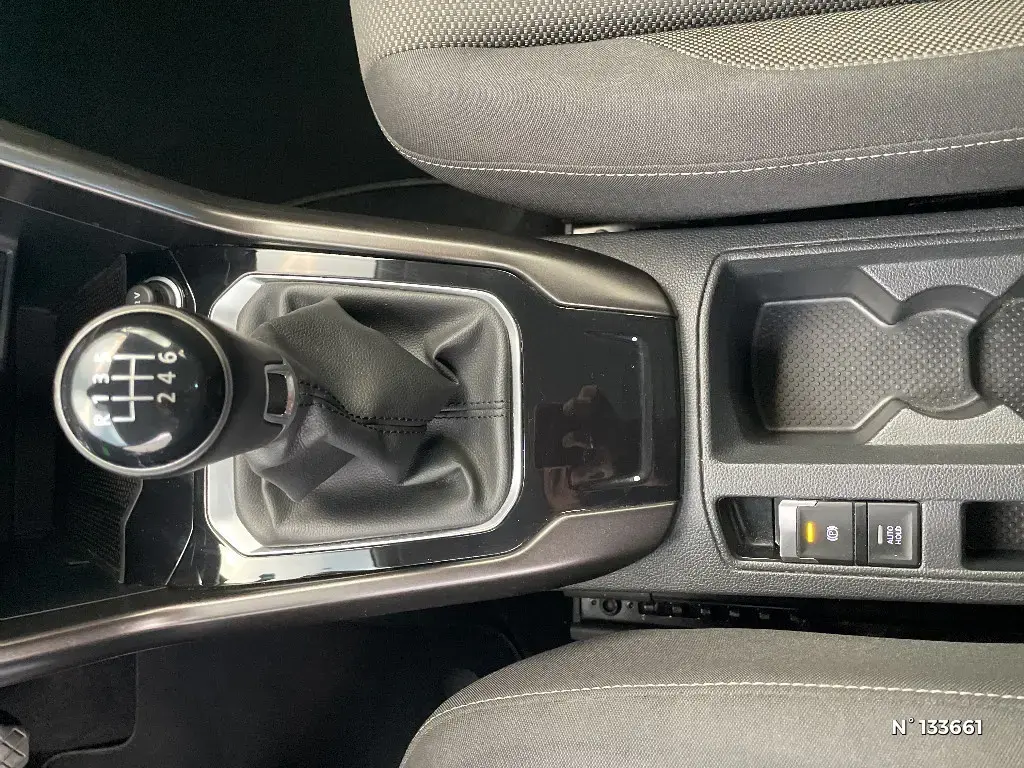 VOLKSWAGEN T-ROC - Miniature 18