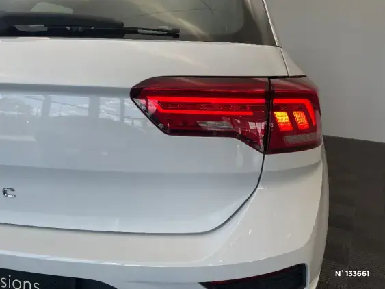 VOLKSWAGEN T-ROC - voiture d'occasion - Photo 30