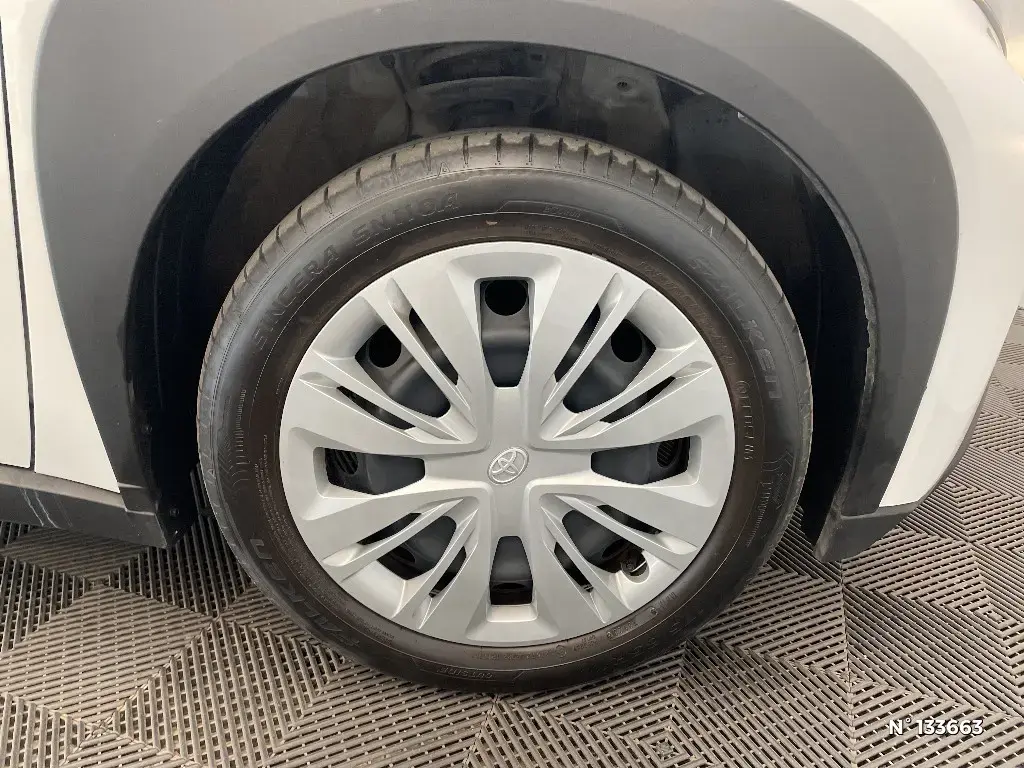TOYOTA AYGO X - Miniature 5