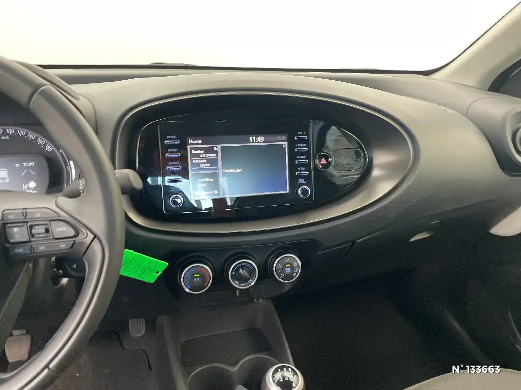 TOYOTA AYGO X - Miniature 7