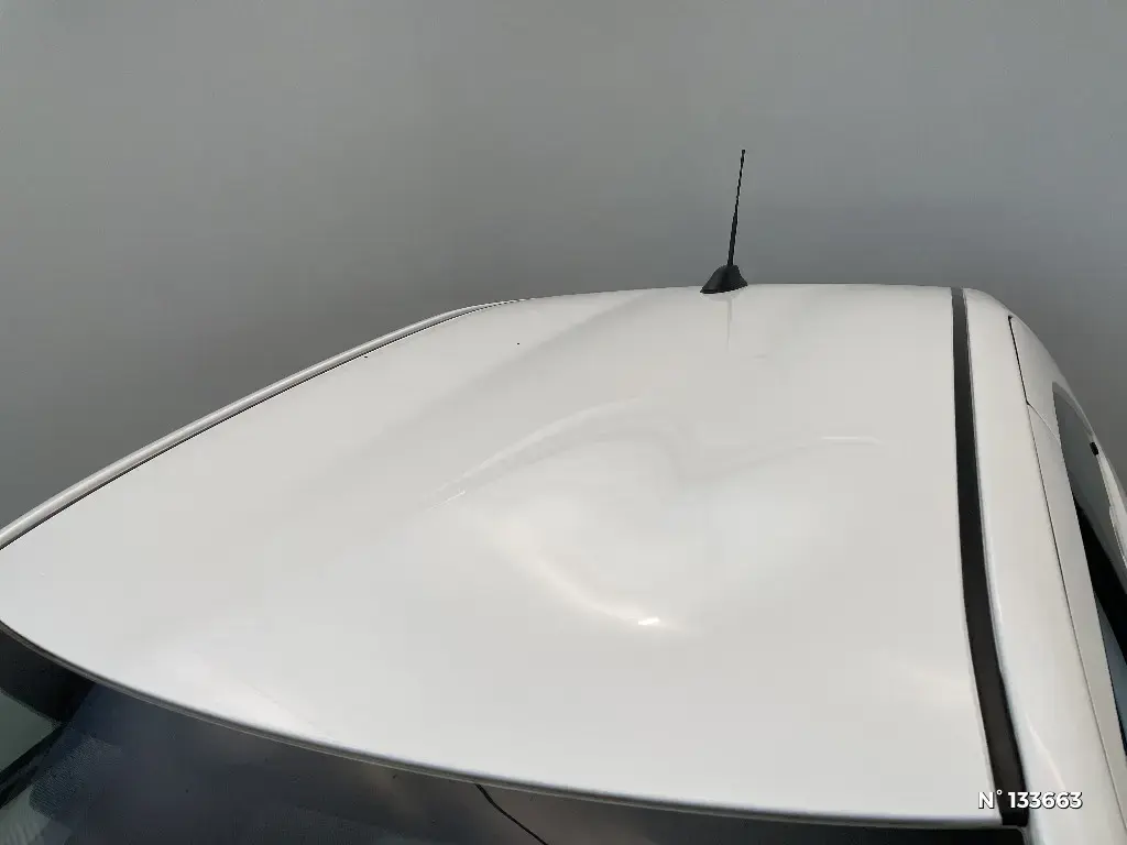 TOYOTA AYGO X - Miniature 24