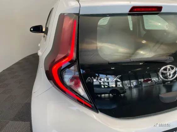 TOYOTA AYGO X - voiture d'occasion - Photo 29