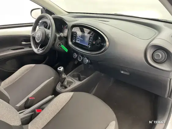 TOYOTA AYGO X - voiture d'occasion - Photo 10