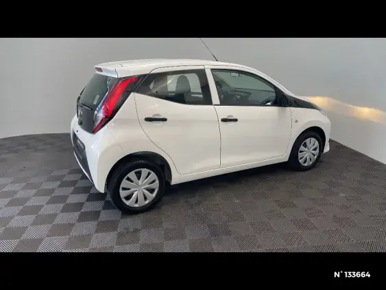 TOYOTA AYGO II - voiture d'occasion - Photo 5