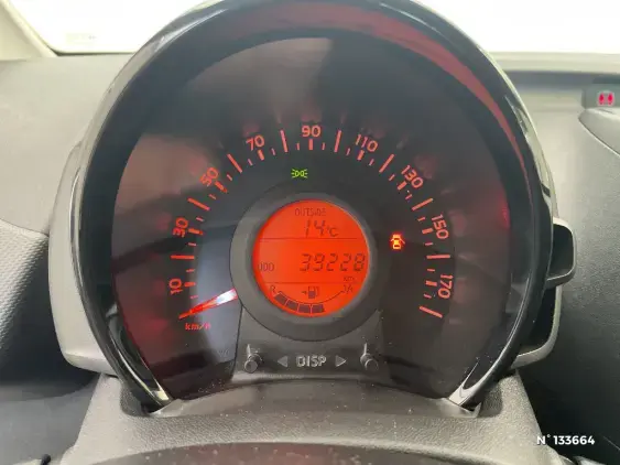 TOYOTA AYGO II - voiture d'occasion - Photo 12
