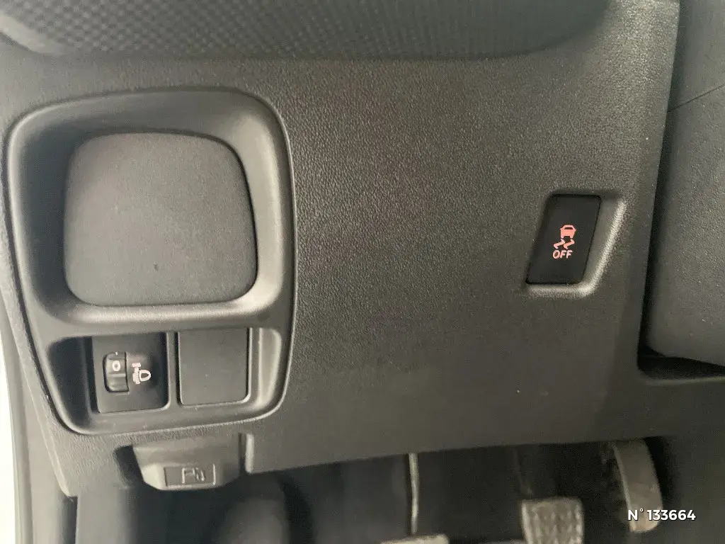 TOYOTA AYGO II - Miniature 10