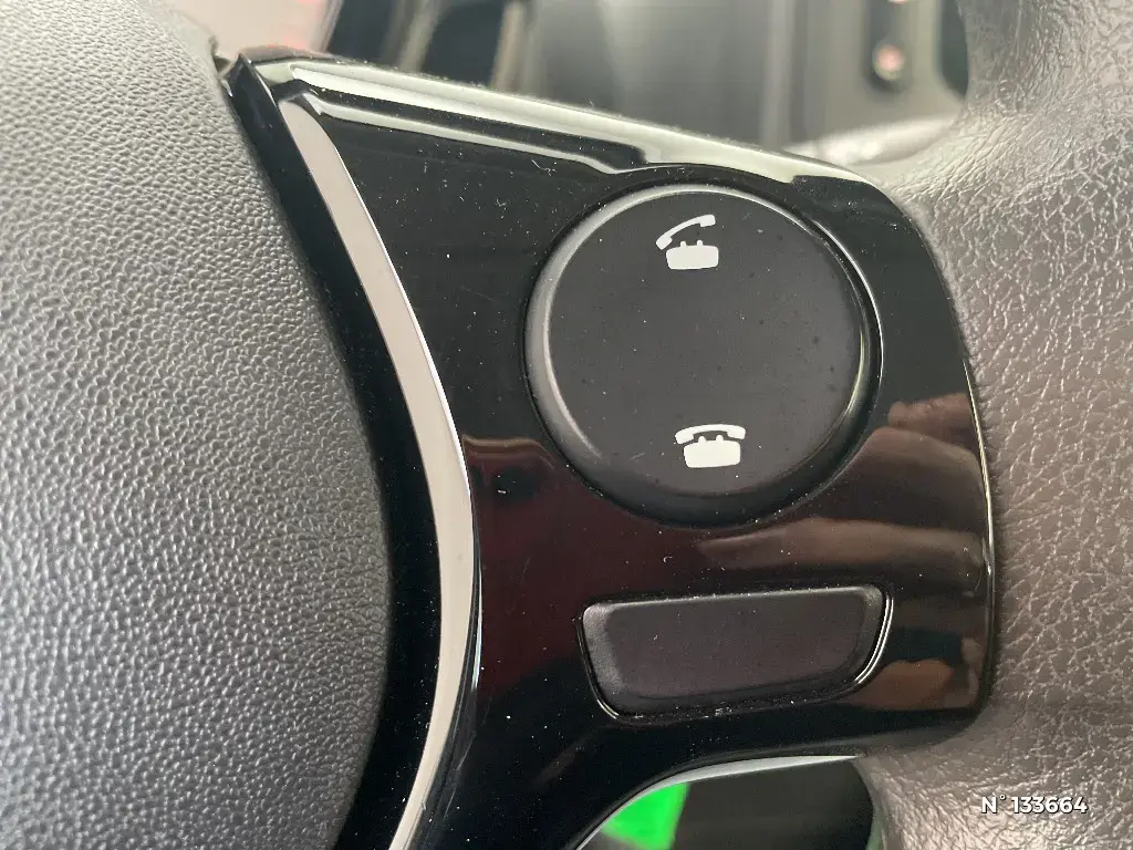 TOYOTA AYGO II - Miniature 18
