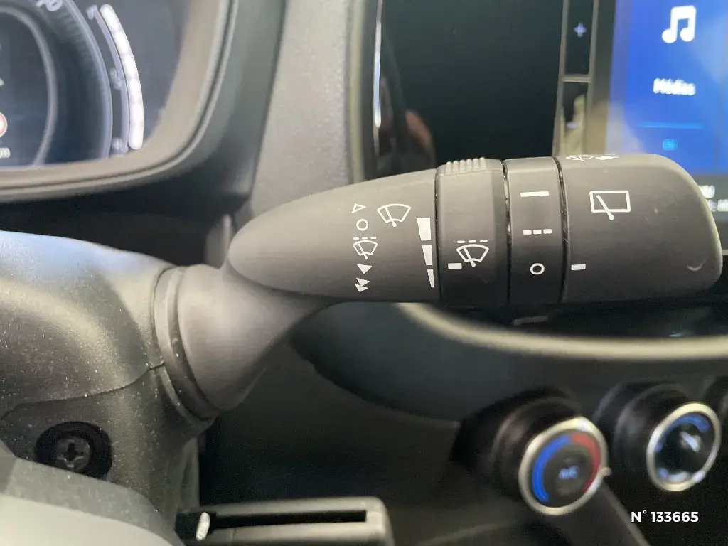 TOYOTA AYGO X - Miniature 19