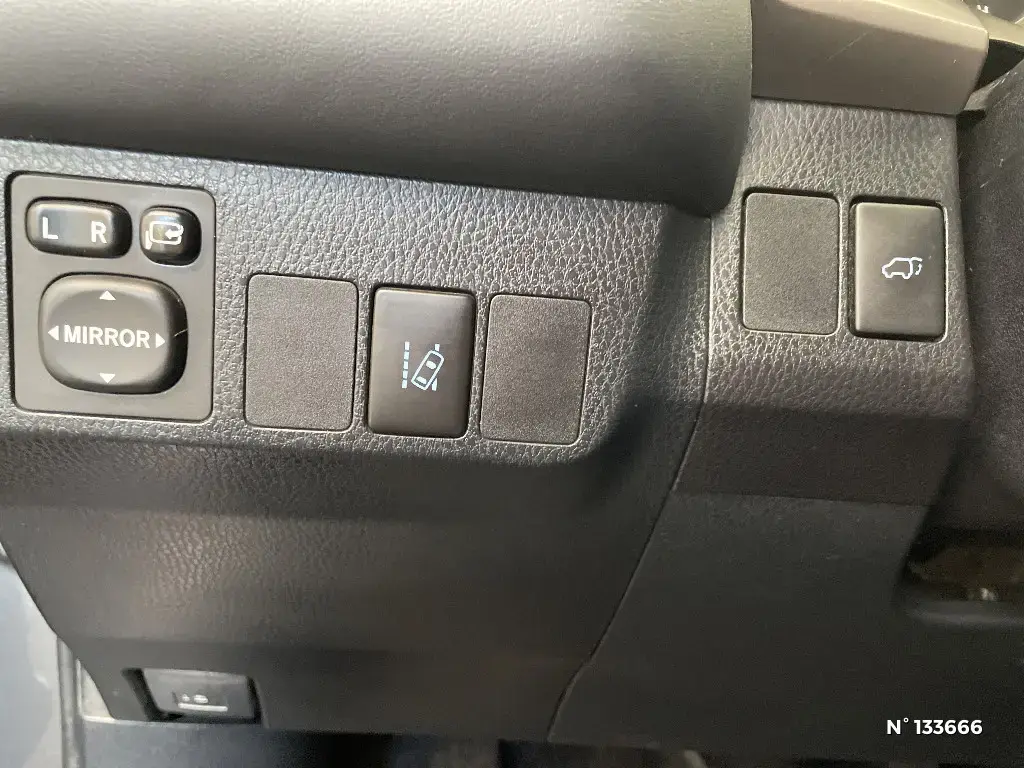 TOYOTA RAV4 IV - Miniature 11