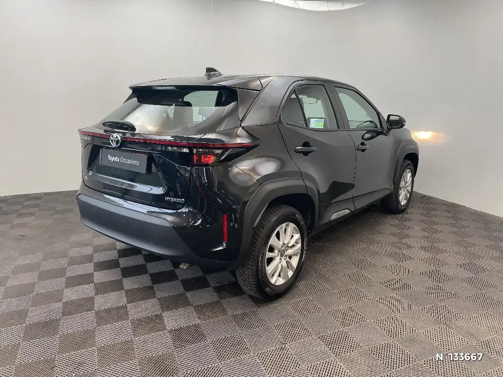 TOYOTA YARIS CROSS I - Miniature 2