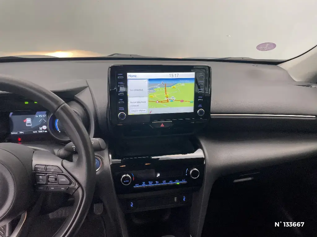 TOYOTA YARIS CROSS I - Miniature 7
