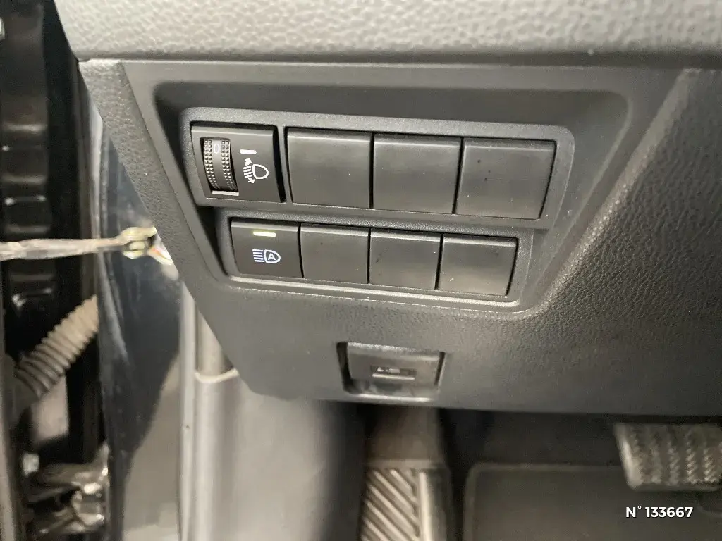 TOYOTA YARIS CROSS I - Miniature 11