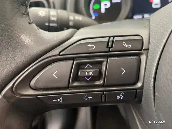 TOYOTA YARIS CROSS I - voiture d'occasion - Photo 32