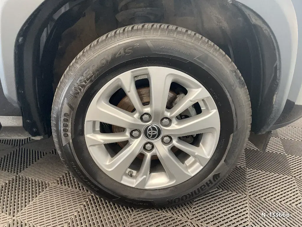 TOYOTA YARIS CROSS I - Miniature 5