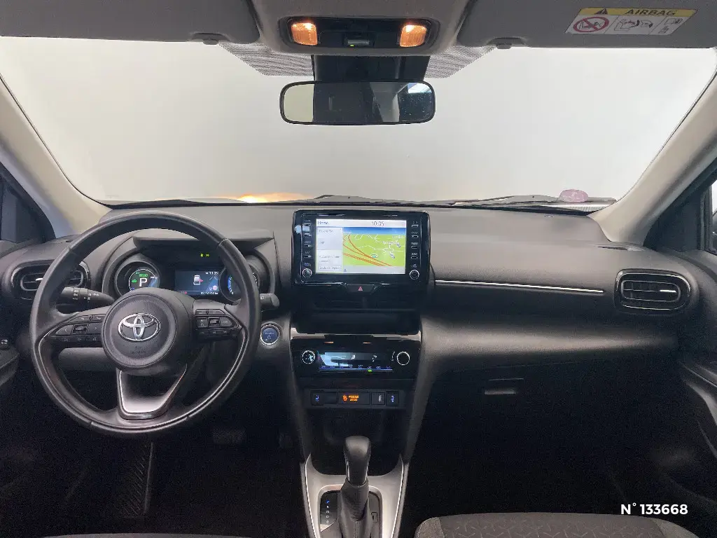 TOYOTA YARIS CROSS I - Miniature 6
