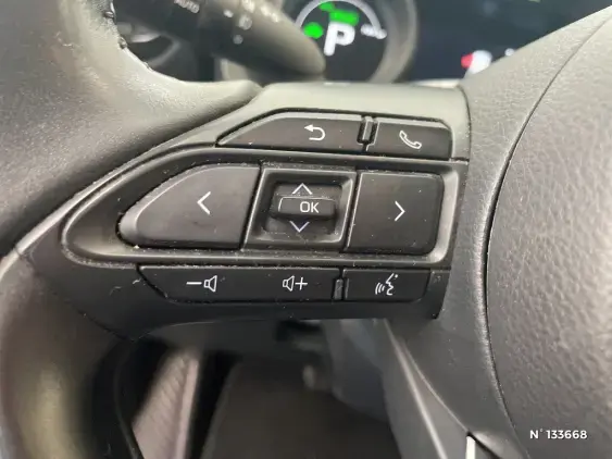 TOYOTA YARIS CROSS I - voiture d'occasion - Photo 37