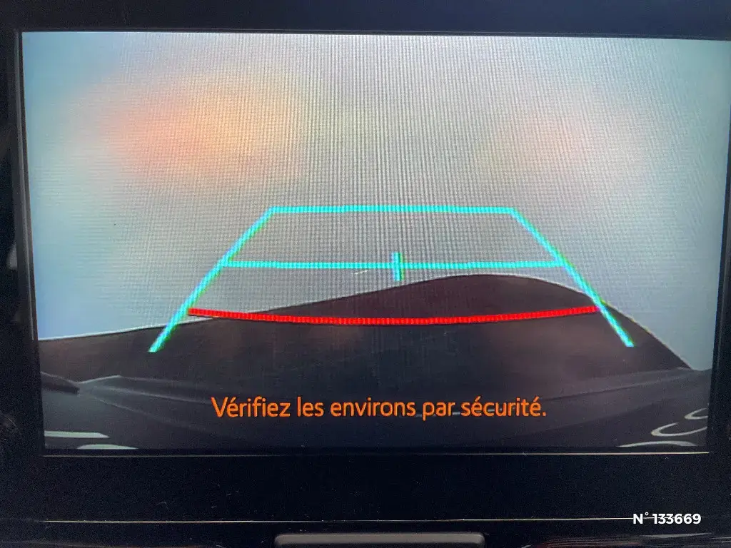 TOYOTA YARIS CROSS I - Miniature 9