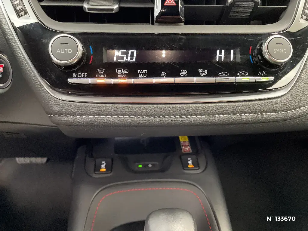 TOYOTA COROLLA XII - Miniature 12