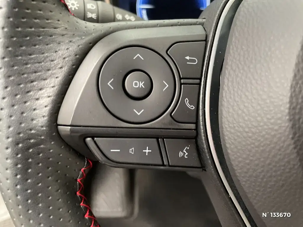 TOYOTA COROLLA XII - Miniature 18
