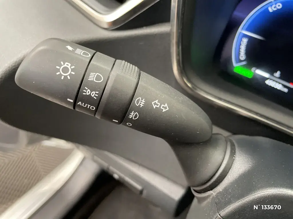 TOYOTA COROLLA XII - Miniature 21