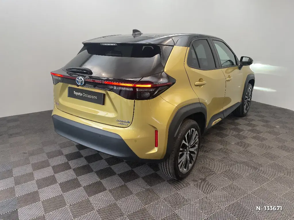 TOYOTA YARIS CROSS I - Miniature 2