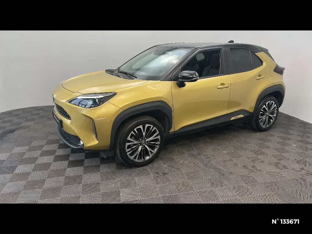 TOYOTA YARIS CROSS I - Miniature 4