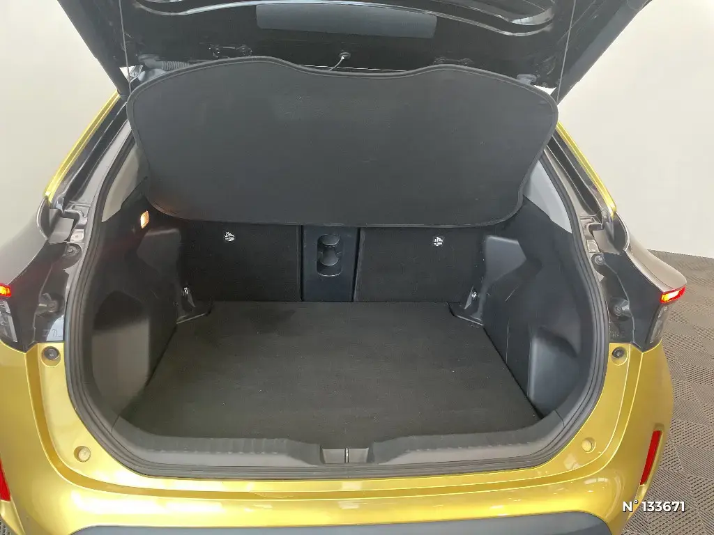 TOYOTA YARIS CROSS I - Miniature 10