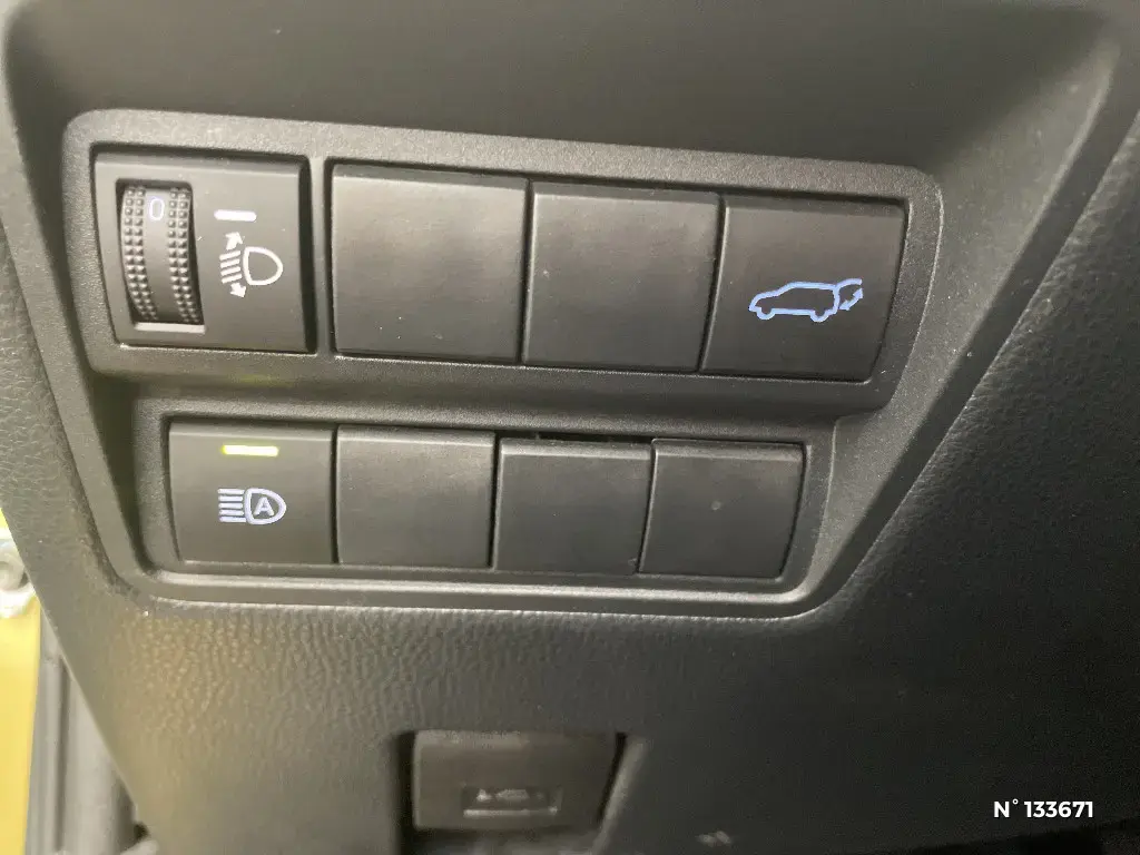TOYOTA YARIS CROSS I - Miniature 11