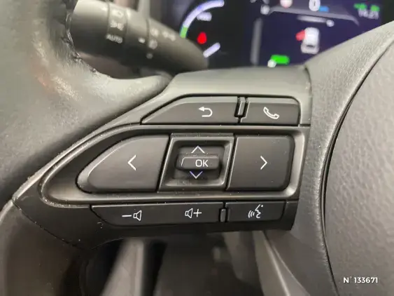 TOYOTA YARIS CROSS I - voiture d'occasion - Photo 37