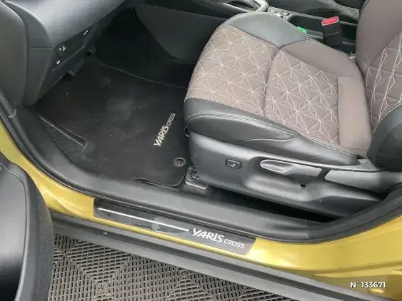 TOYOTA YARIS CROSS I - voiture d'occasion - Photo 28