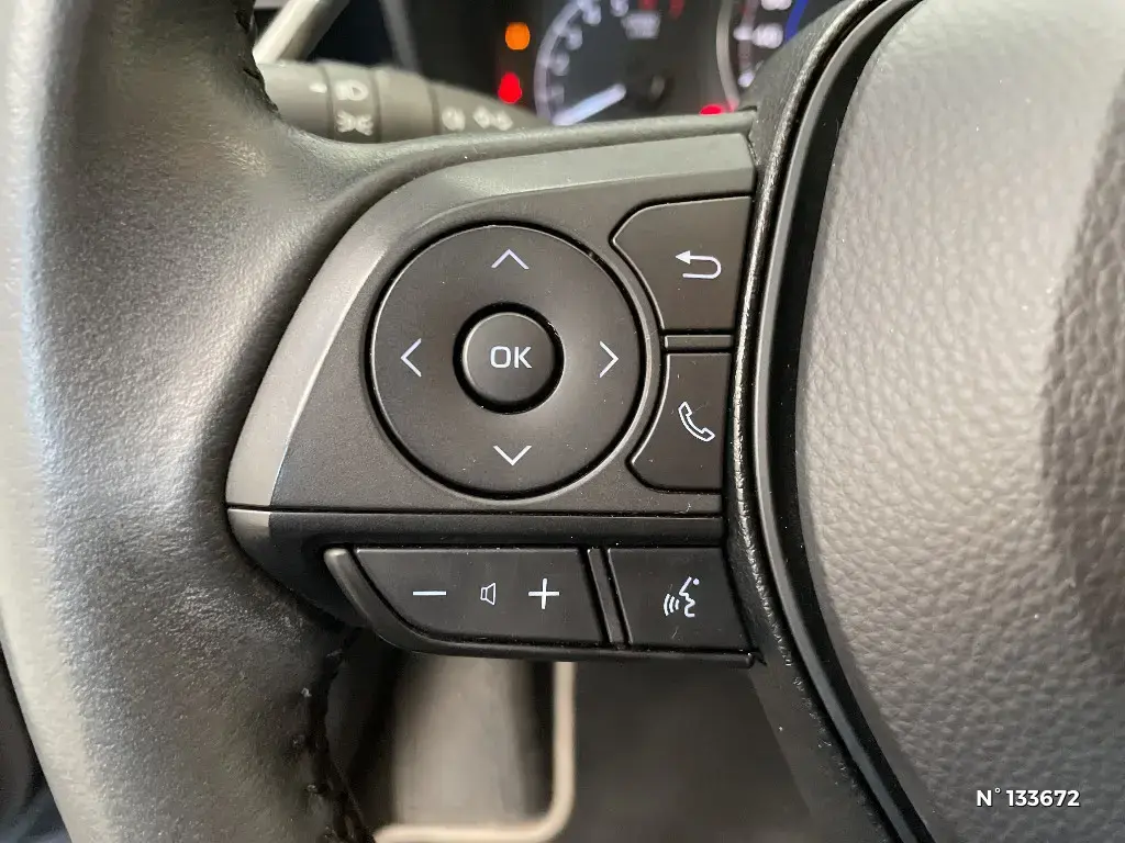 TOYOTA COROLLA XII - Miniature 18