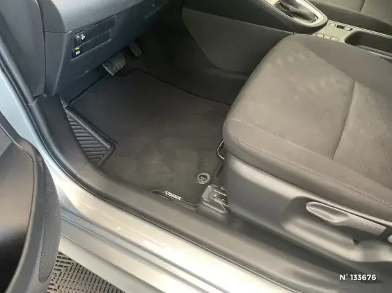 TOYOTA YARIS IV - voiture d'occasion - Photo 29