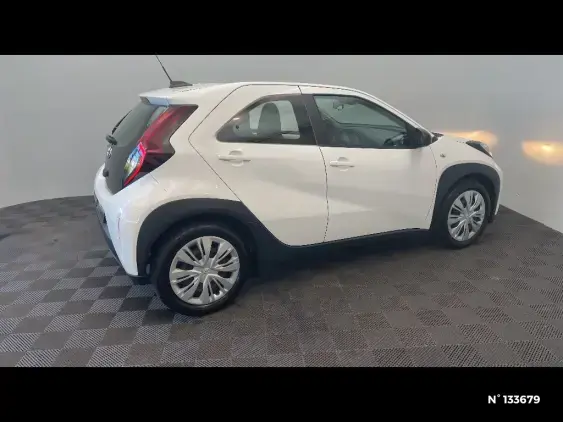 TOYOTA AYGO X - voiture d'occasion - Photo 5