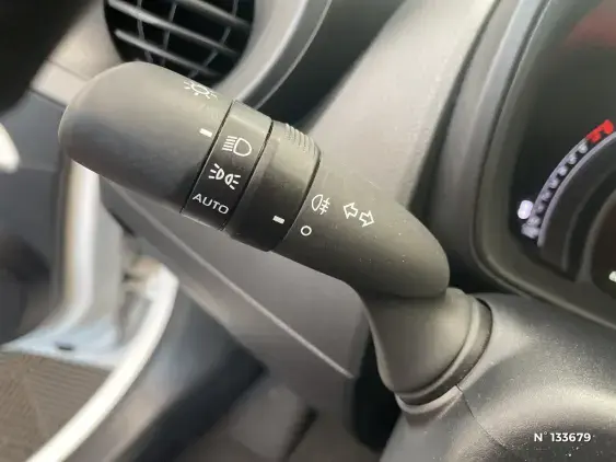 TOYOTA AYGO X - voiture d'occasion - Photo 40