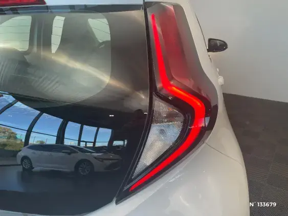 TOYOTA AYGO X - voiture d'occasion - Photo 30
