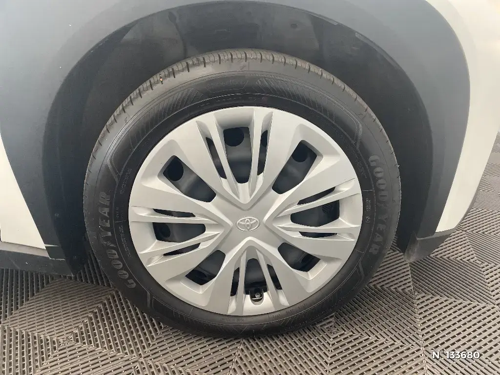 TOYOTA AYGO X - Miniature 5