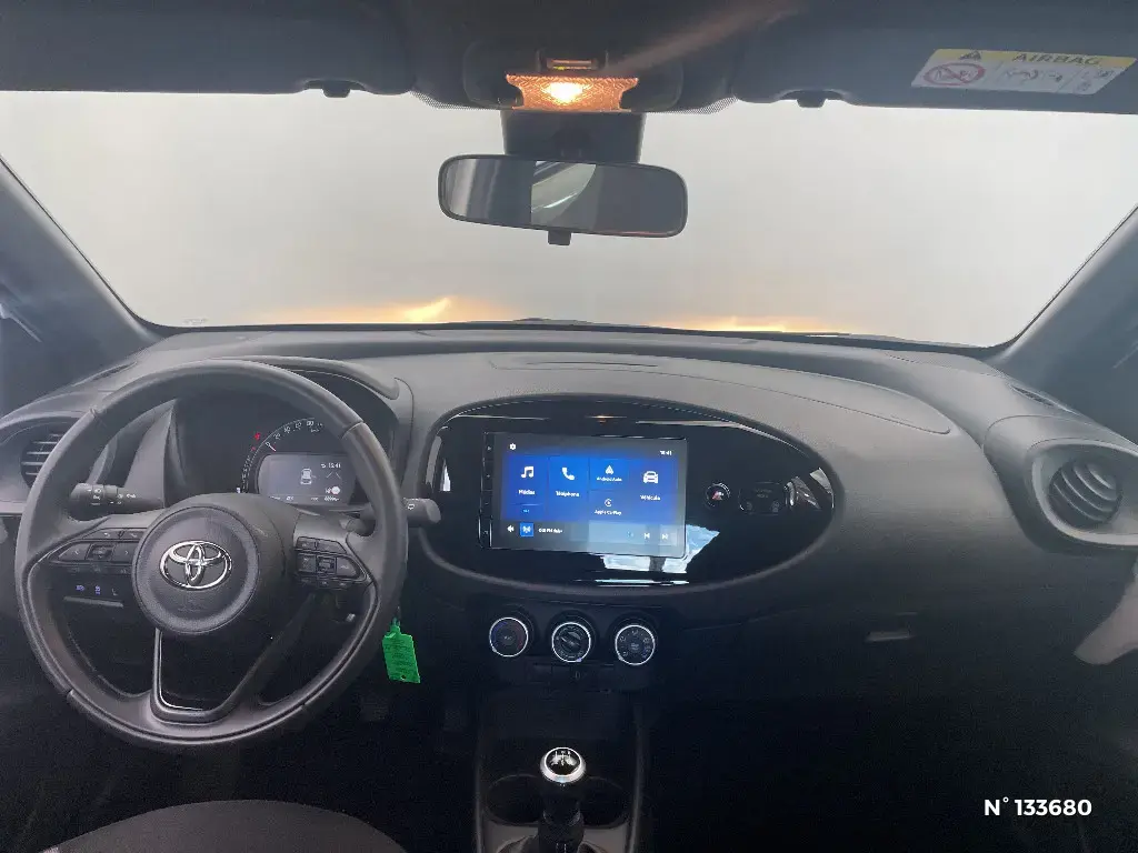 TOYOTA AYGO X - Miniature 6