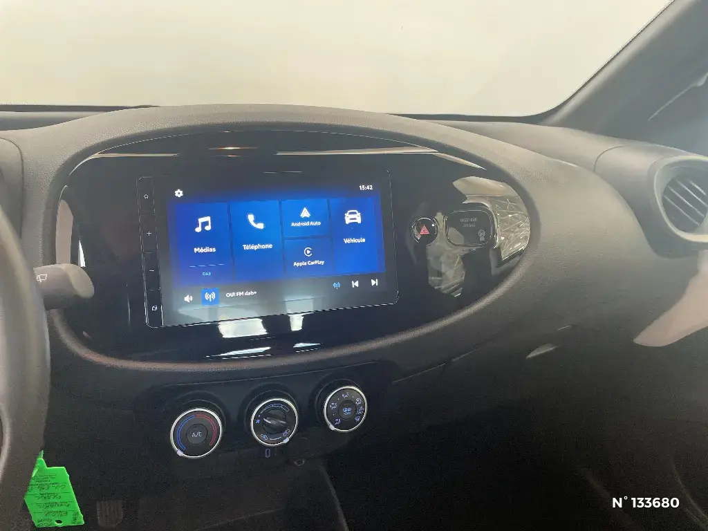 TOYOTA AYGO X - Miniature 7
