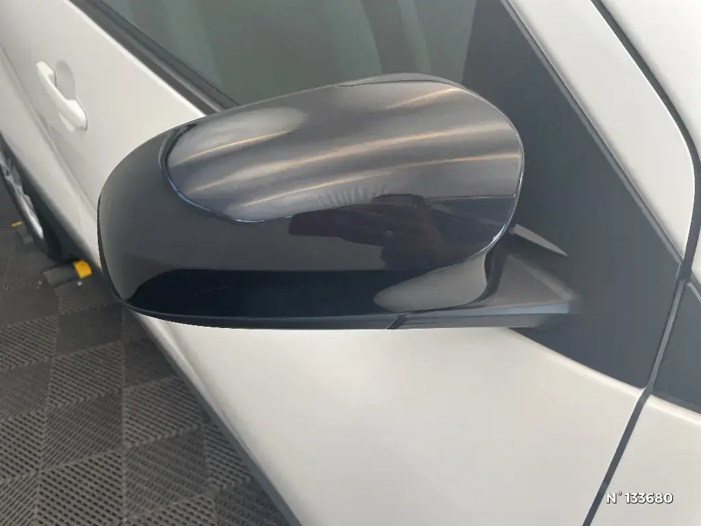 TOYOTA AYGO X - Miniature 24