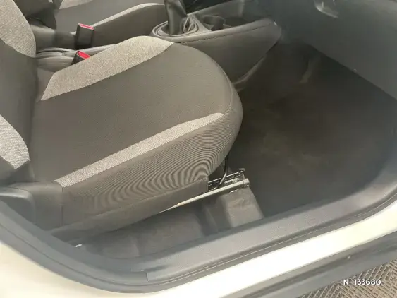 TOYOTA AYGO X - voiture d'occasion - Photo 25