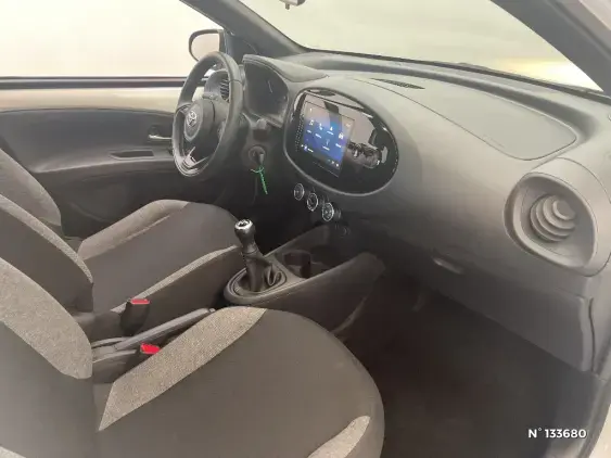 TOYOTA AYGO X - voiture d'occasion - Photo 10