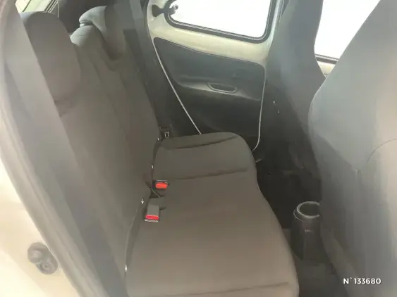 TOYOTA AYGO X - voiture d'occasion - Photo 11