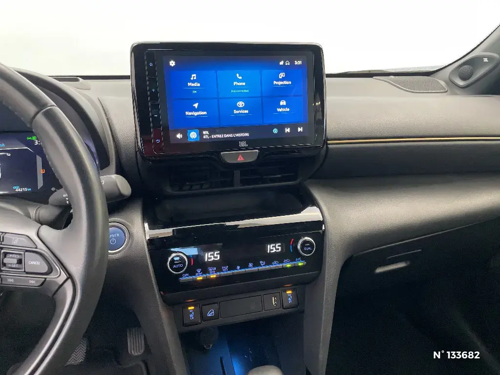 TOYOTA YARIS CROSS I - Miniature 7