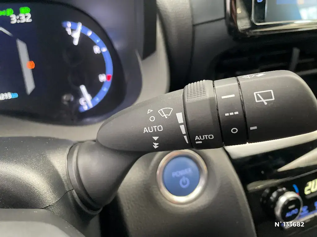 TOYOTA YARIS CROSS I - Miniature 20