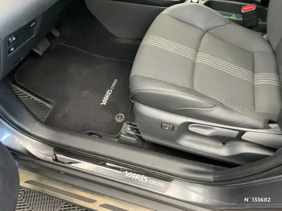 TOYOTA YARIS CROSS I - voiture d'occasion - Photo 28